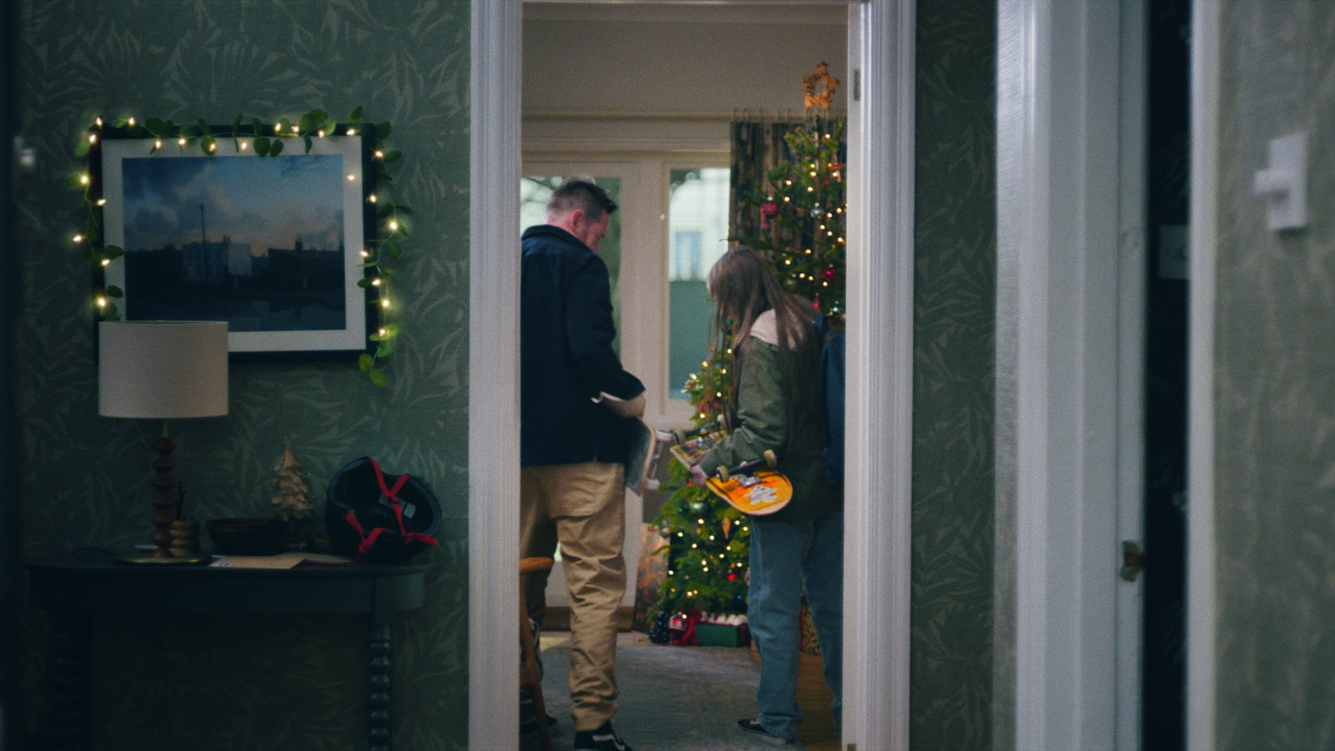 Trust welcomes Christmas advert shining a festive light on children in care